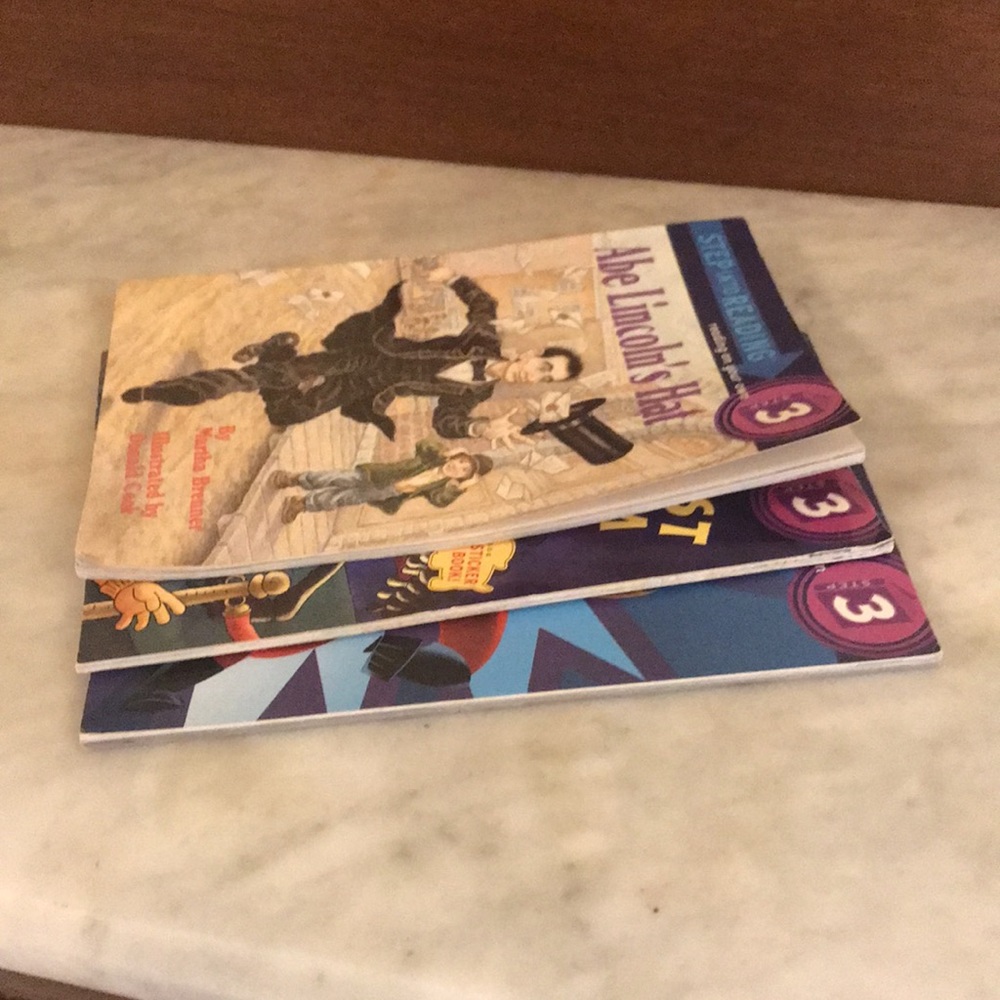Random House-Set of Three-Step(3) Into Reading - Picture 9 of 12